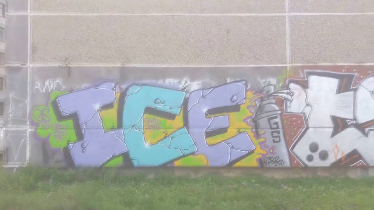 VILNIUS - 2017 GRAFFITI. ICE