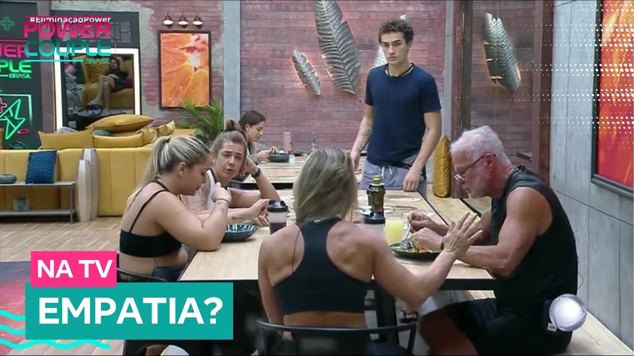 Adriana tenta entender a justificativa de voto de Cris em Everton e Emilyn | Power Couple