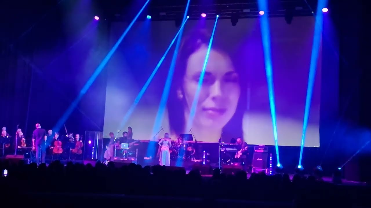 Enigma live in Sofia - intro/The Eyes Of Truth