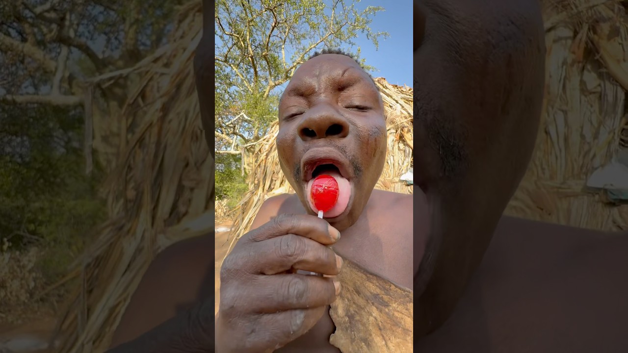 Bushman tried a Sweets 🍭 for first time 😂😮😋#africa #villagelife #food