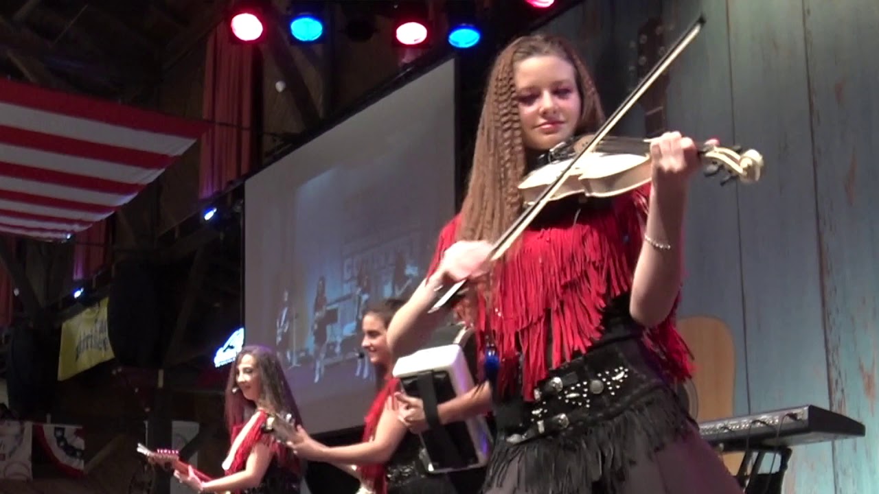 Country Sisters - SET ONE SUNDAY 2020 @ Albisgütli ZH Switzerland