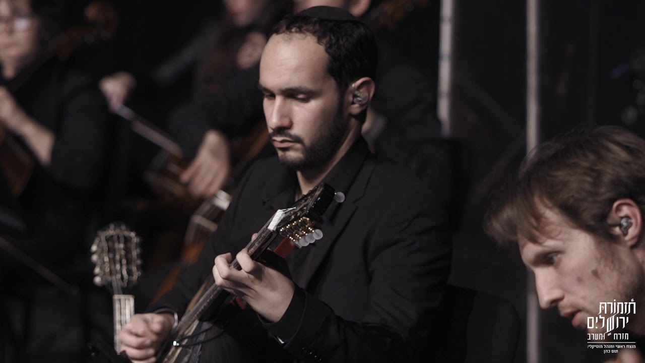 Συννεφιασμένη Κυριακή | Sinnefiasmeni Kiriaki -Feat. Tom Cohen and Dimitris Basis