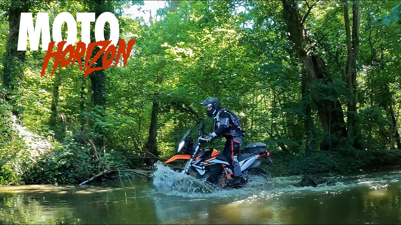 On se rince les roues dans les Ardennes - 890 Adventure R