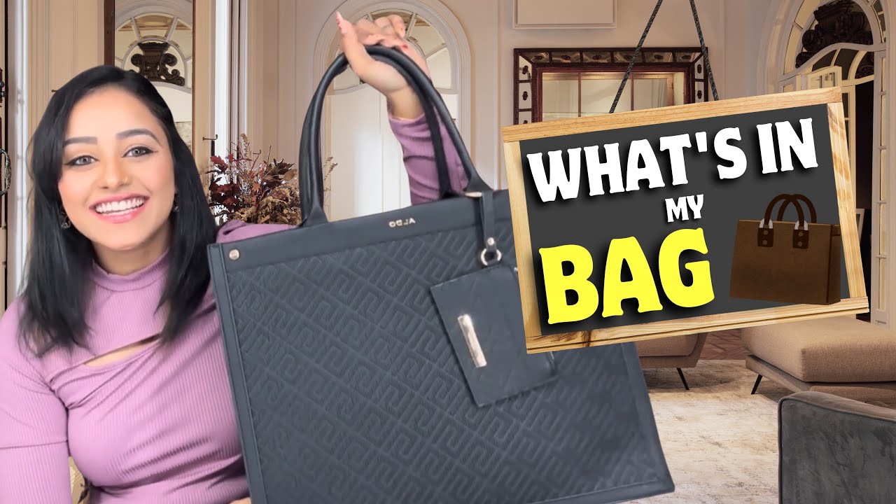 Essentials In My Bag 👜| Dhanushree
