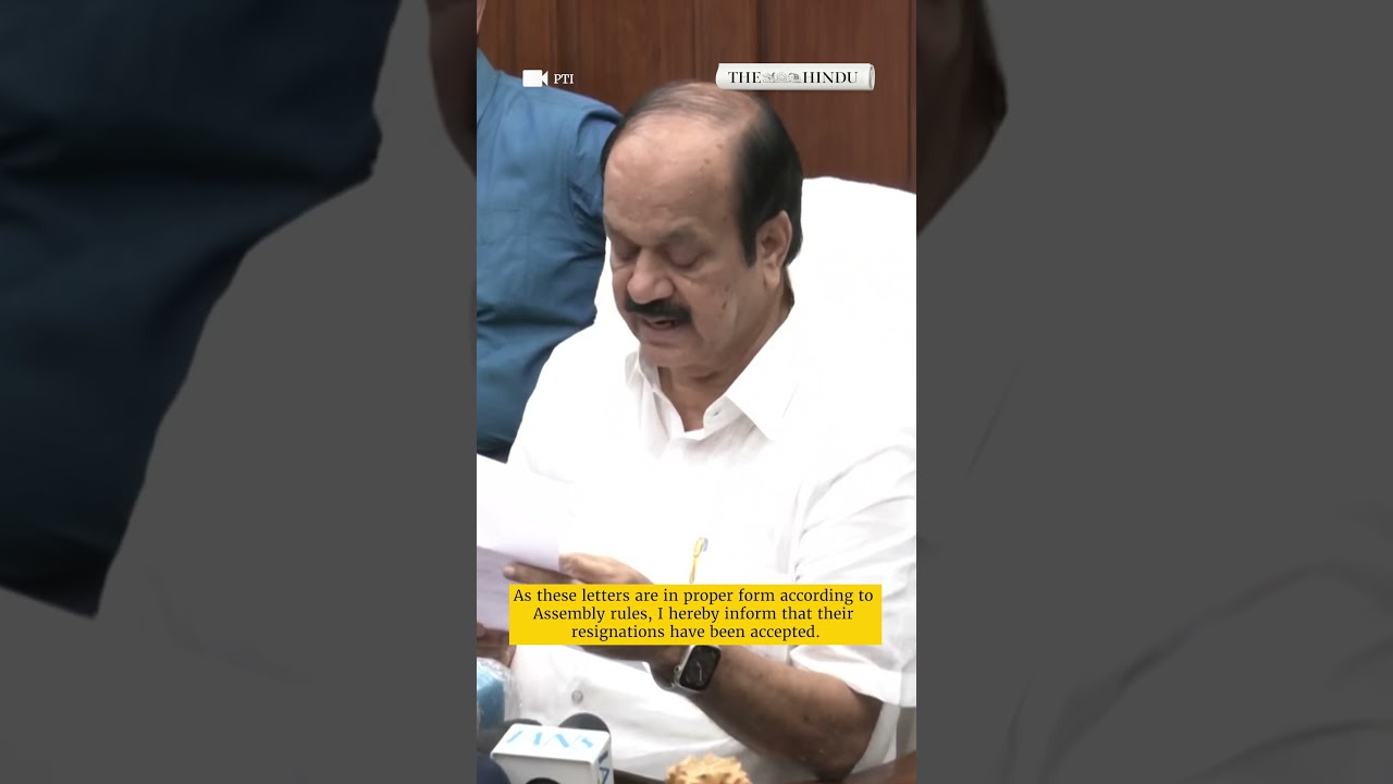 Трое депутатов от AIADMK в штате Тамилнад ушли в отставку и присоединились к партии TVK