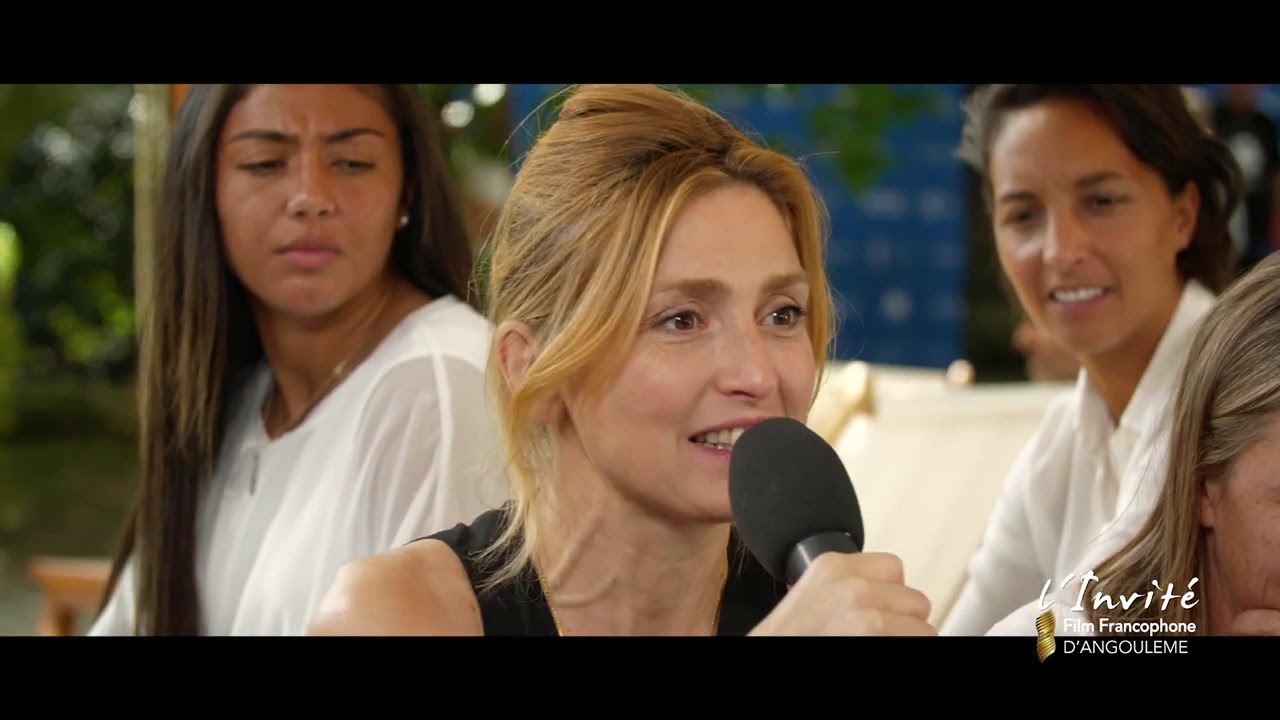 Les footballeuses de l’OL avec Julie Gayet : « Notre rêve comme dans un film »