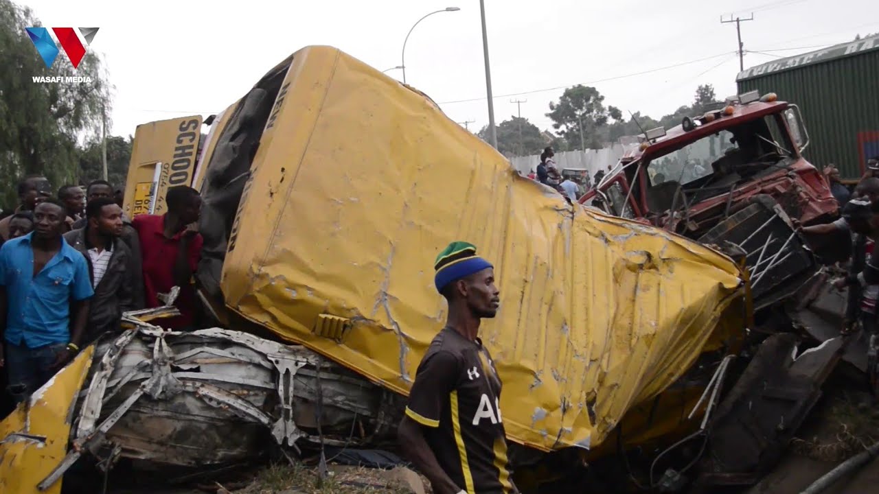 AJALI MBAYA: LORI LAGONGA BASI LA WANAFUNZI ARUSHA, MASHUHUDA WAELEZA KILICHOTOKEA