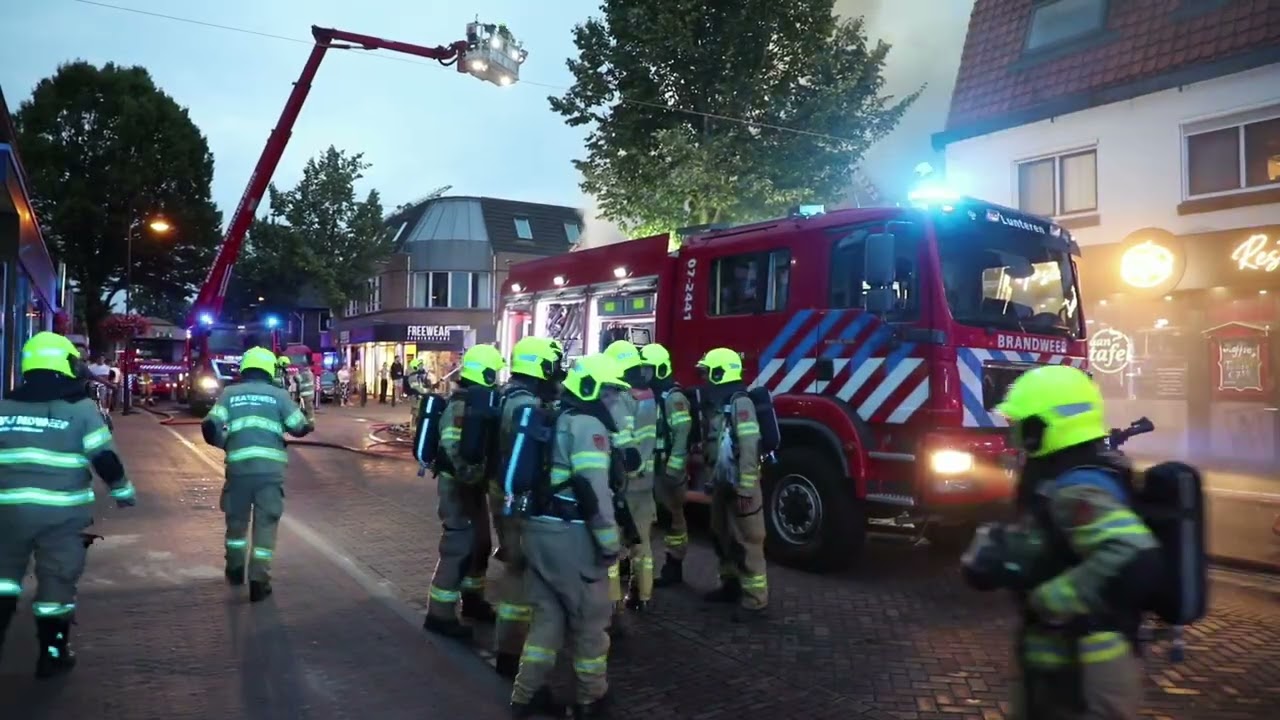 2025-07-19 Zeer grote brand in centrum Lunteren