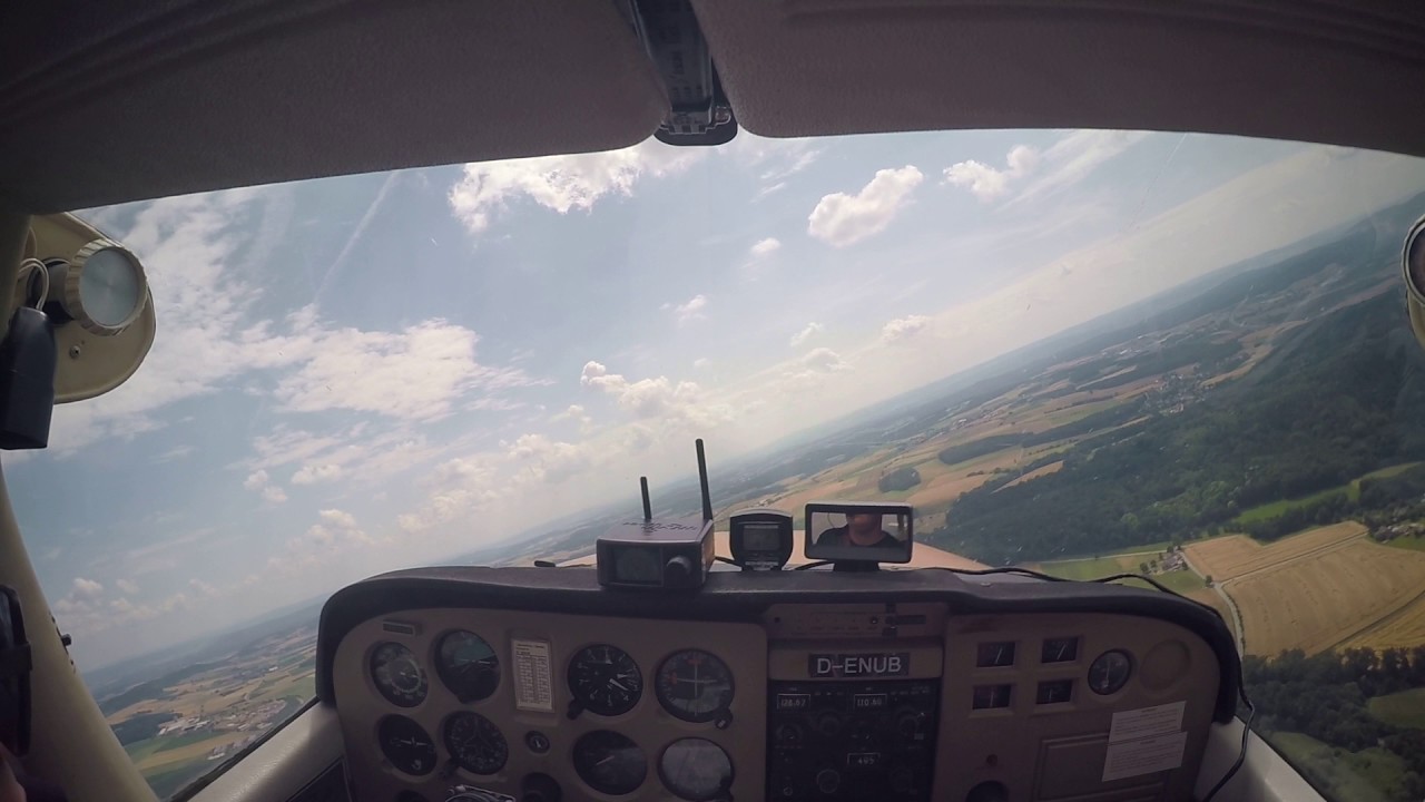 Cessna 172 - Approach Coburg Brandensteinsebene