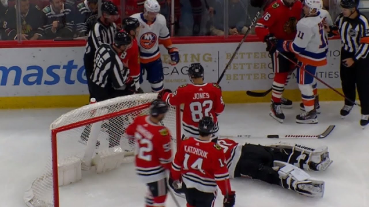 Casey Cizikas Ejected From Game After Hit On Alex Stalock