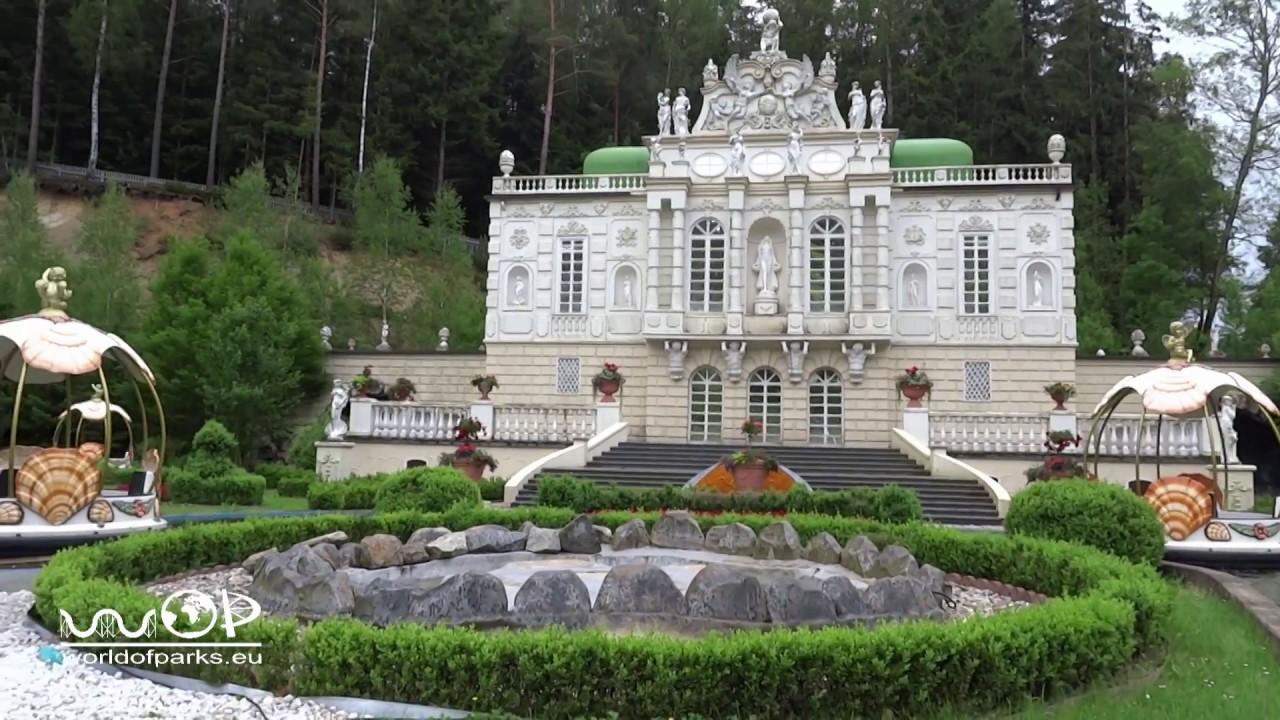 Bayern Park - Rundbootfahrt durch Schloss und Grotte - Onride - Bayern Park Themenfahrt