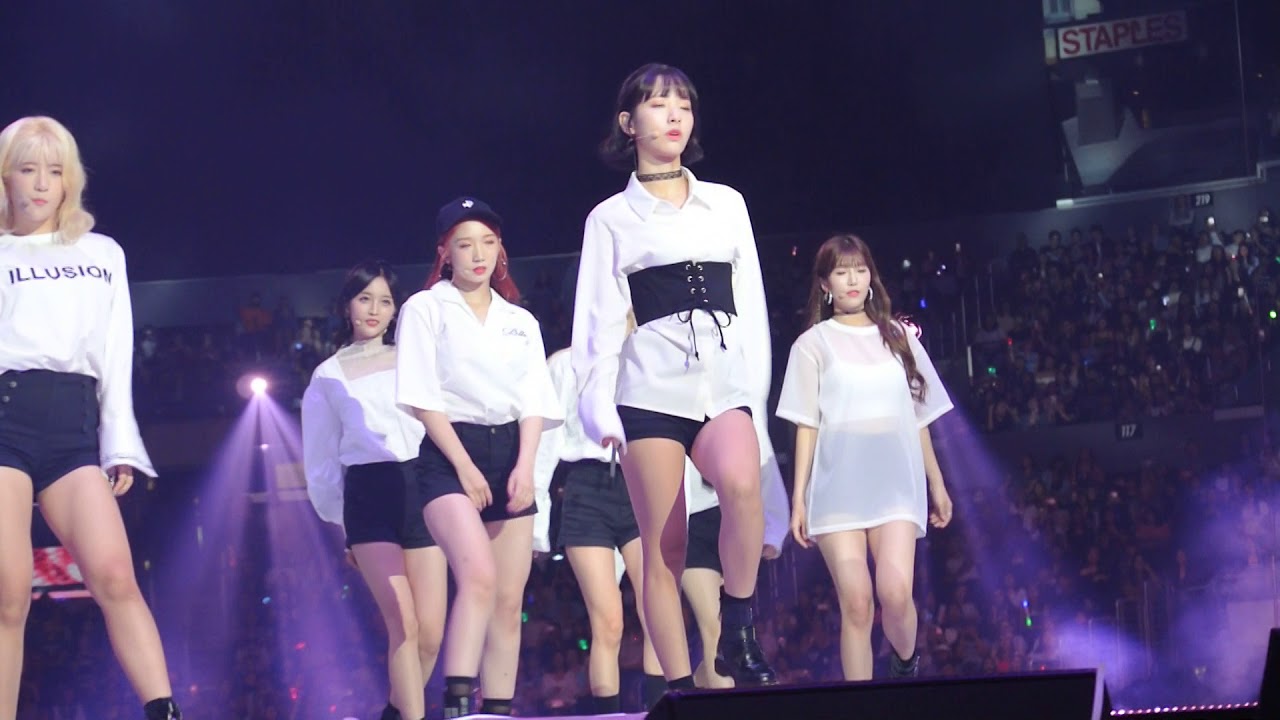 170819 우주소녀 (방탄소년단) - I NEED U 직캠 KCON WJSN Cosmic Girls BTS Fancam