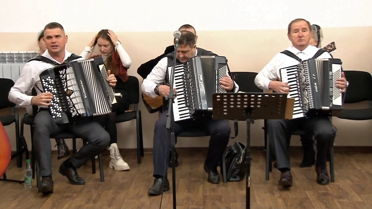 Косари на лугу