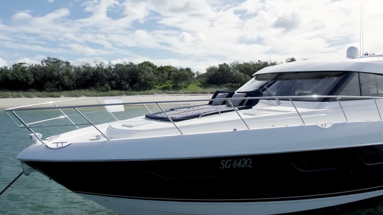 2016 Riviera 6000 SY - Sierra Golf