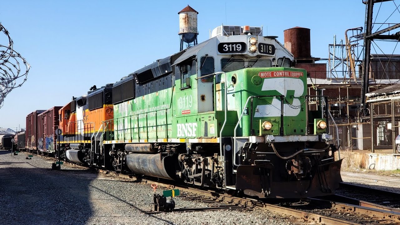 [HD] BNSF Malabar Switcher & UP East LA Job in Vernon, CA