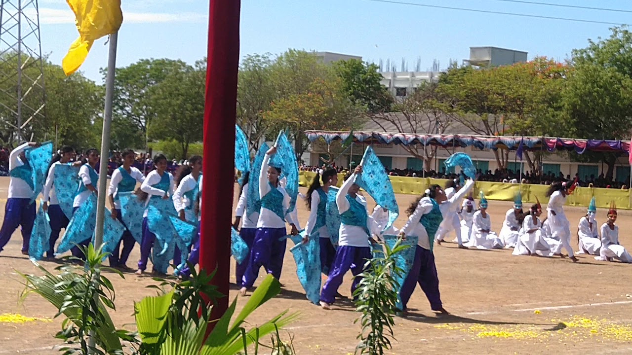 Sirnivasan college of nursing independence day dance