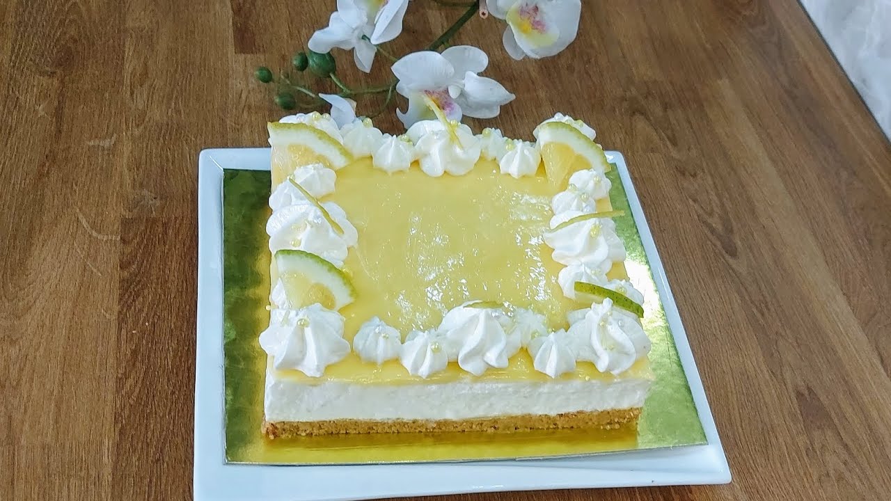 Cheesecake au citron  sans four. تشيز كيك بالحامض  بدون فرن كريمة الحامض  متوازنة في المذاق.