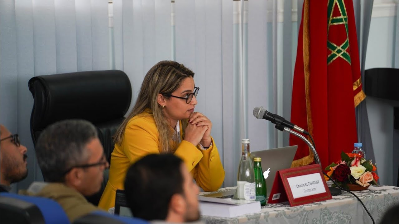 شامة الزهراني تنال الدكتوراه بميزة مشرف جدًا في التواصل والسياحة الجهوية