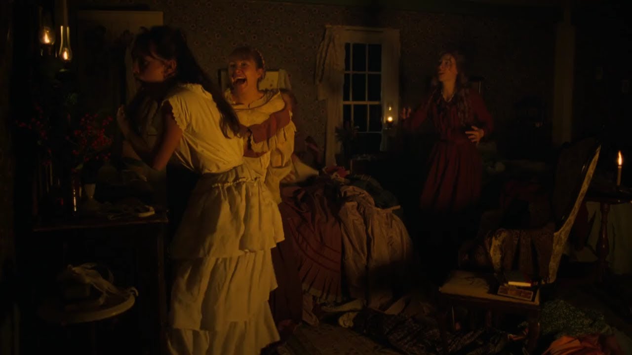 Saoirse Ronan Burn Emma Watson' Hairs | Little Women | 2019