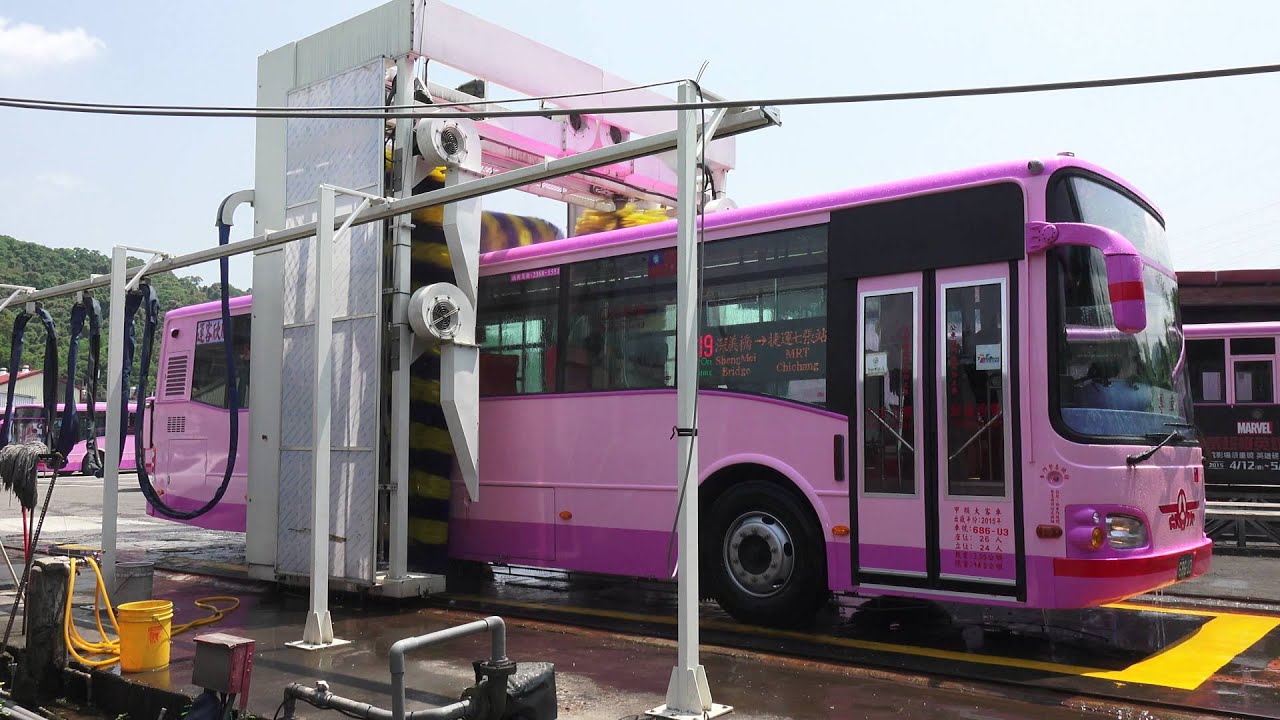 2015.4.27 欣欣客運 深坑站 公車自動洗車機