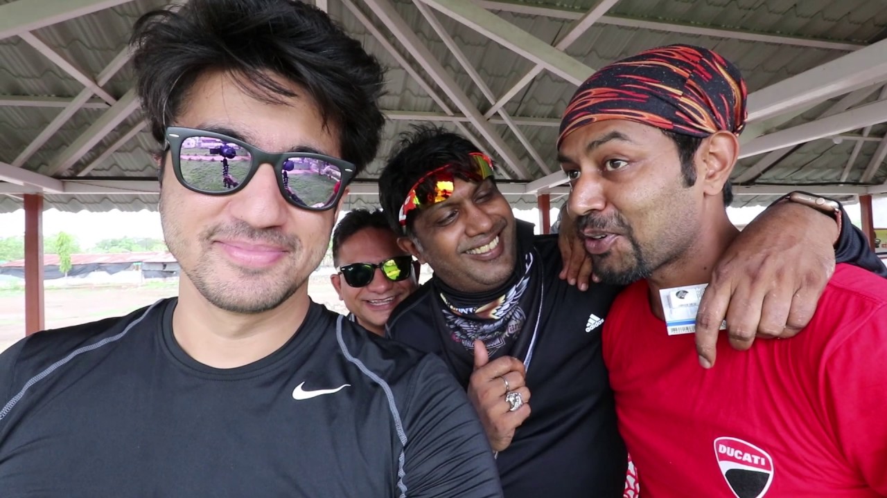 WORLD RIDE STARTS