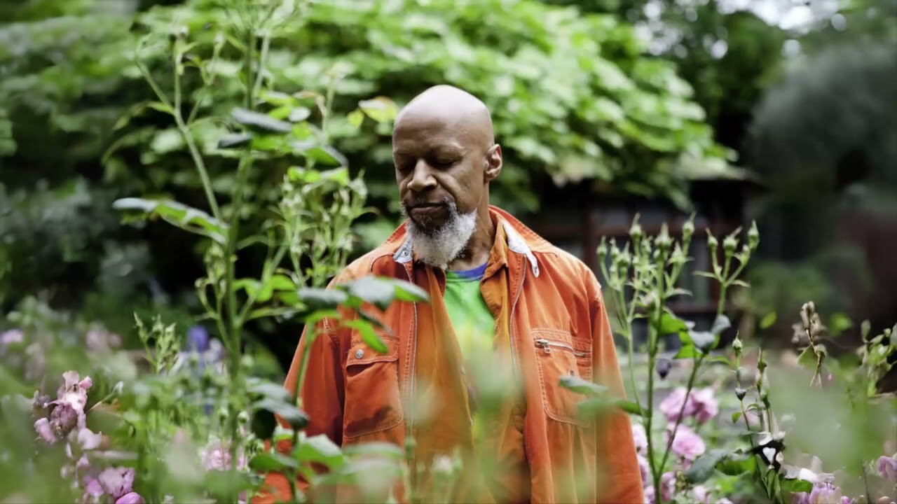 Laraaji - Being Here (Flow Goes the Universe) [Stretched]