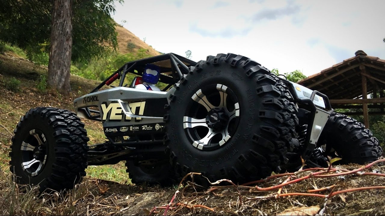 Axial Yeti XL with 100k/500k Diffs on RC4WD Dick Cepek Beadlocks and Mickey Thompson Baja MTZ tires!
