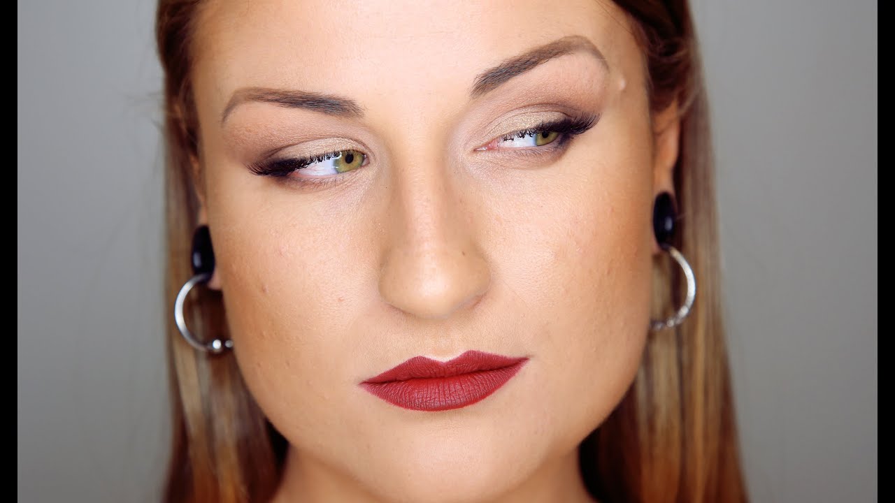 TUTORIAL: Ojos ahumados y rasgados EFECTO CAT EYE o SMOKEY EYE con la paleta SEMI SWEET Too Faced