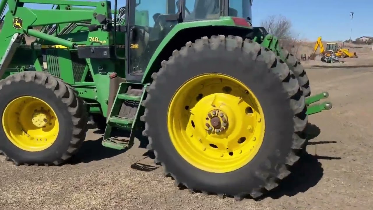 2001 JOHN DEERE 7410 For Sale
