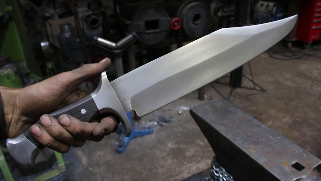 Forging the ultimate Bowie knife