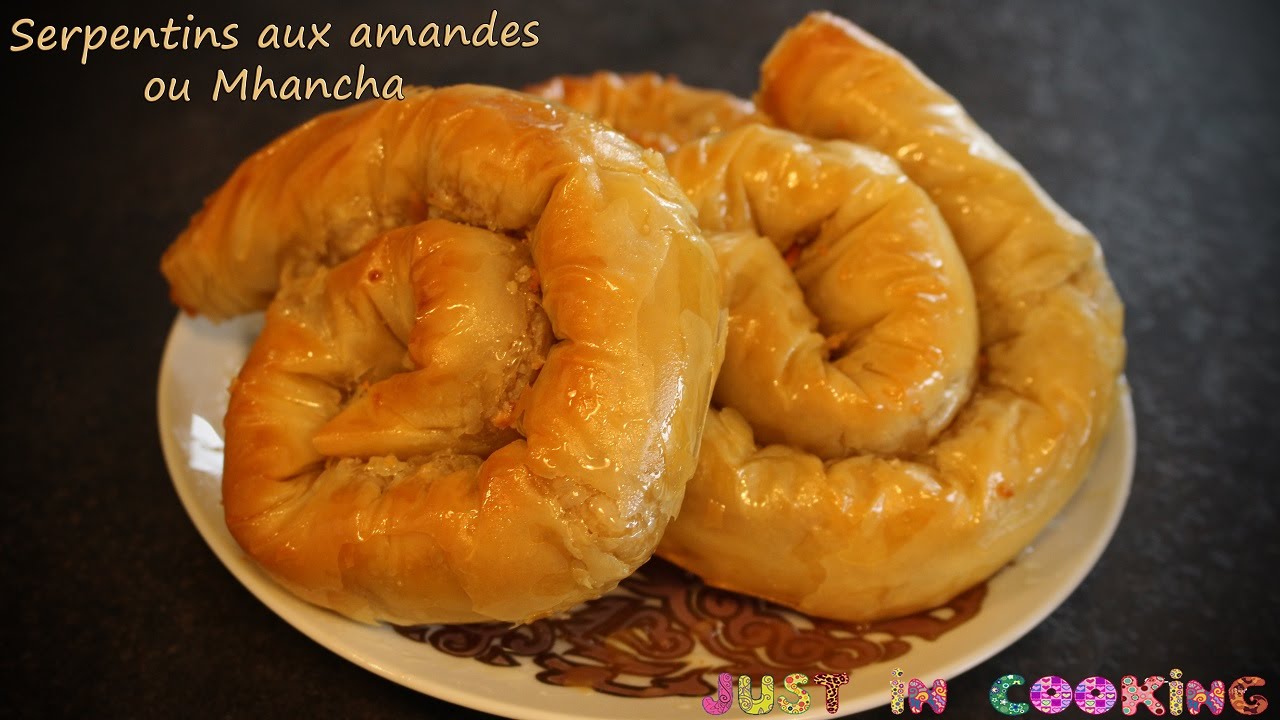 Recette de Serpentins aux Amandes ou Mhancha