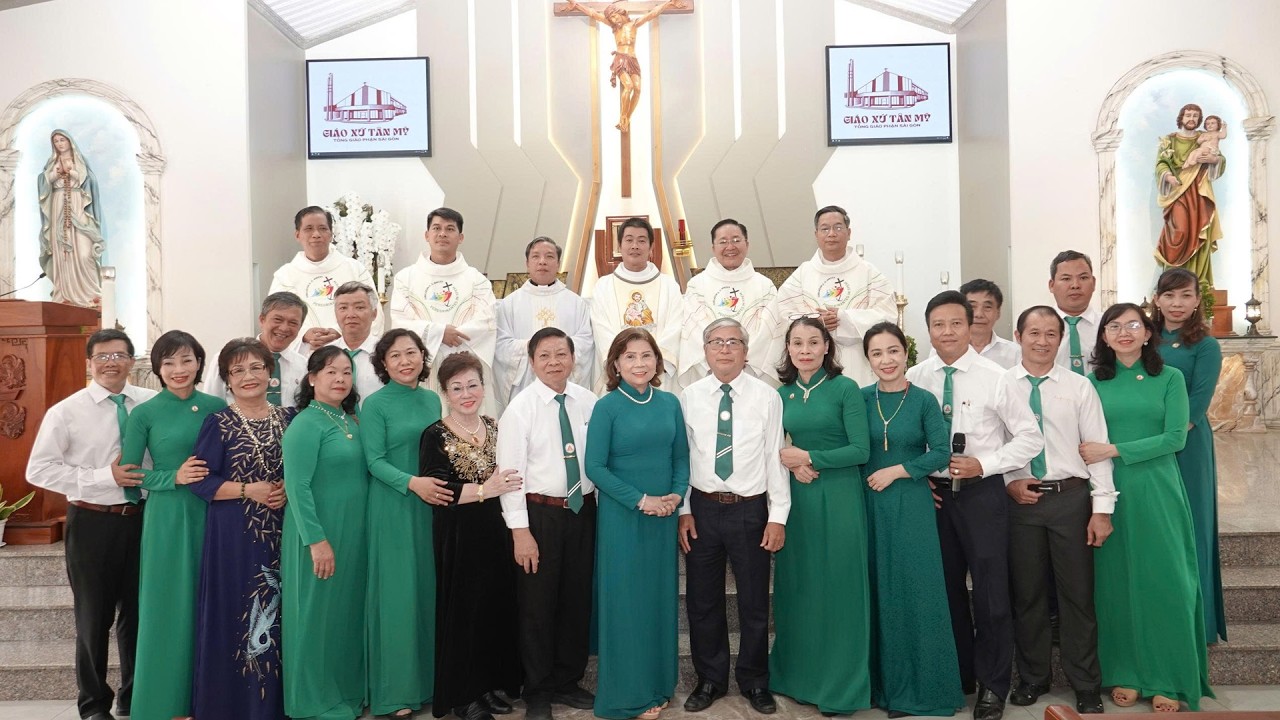 Trực tiếp: Chương trình Thăng tiến hôn nhân gia đình TGPSG Thánh lễ Tân niên | 10h30 Sáng 28/02/2026