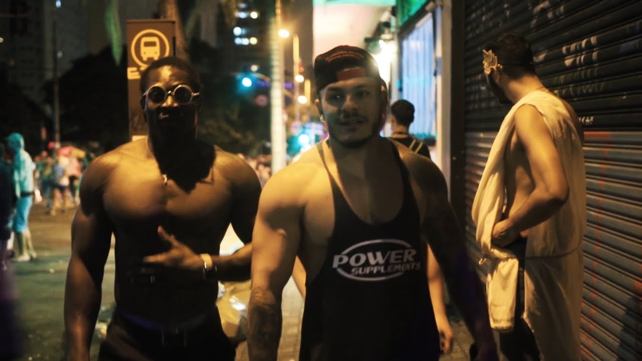 FITNESS BUGANDO O CARNAVAL