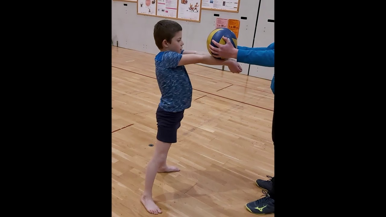ODBOJKA   učenje spodnjega odboja