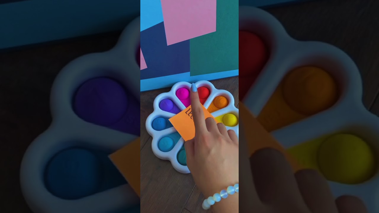 🚙⚡️FIDGET HUNTING SKIT - COMBINE FIDGETS?⚡️🚙