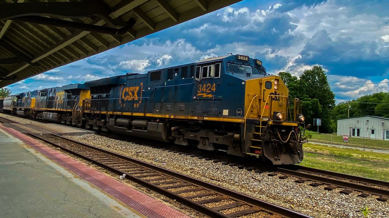 Railfanning Rocky Mount NC on 6/11/22 with a ST70AH on M415 and a Meet