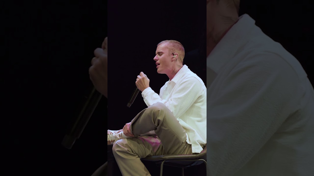 Justin Bieber, Chandler Moore sing Jireh! 
