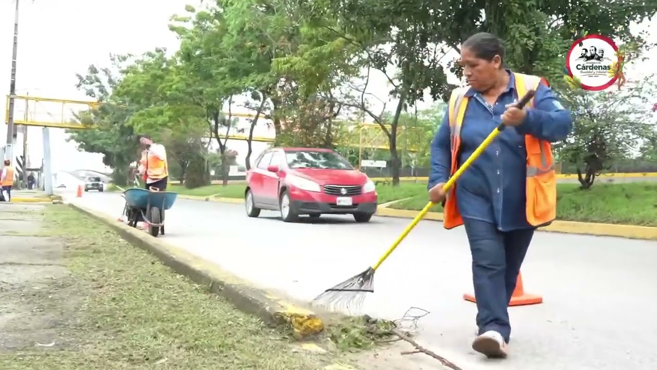 Valoremos esta labor cuidando cada rincón de Cárdenas. 👨‍👩‍👧‍👦