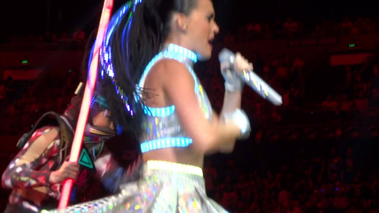 Katy Perry - Part Of Me live Prismatic World Tour Sydney 12/12/14