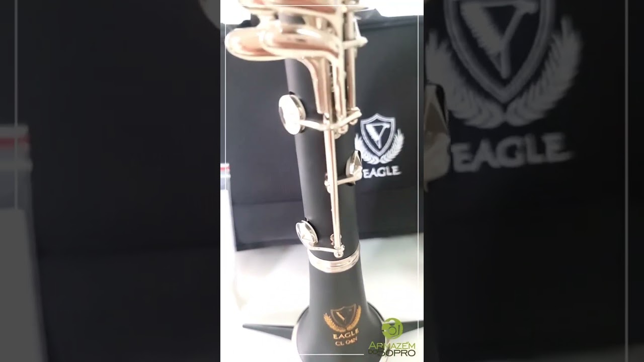 Clarinete Eagle, em ABS, 17 chaves niqueladas   CL04N