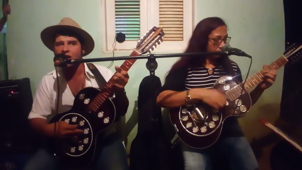 Eu sou sapato apertado no pe de cantador - Felipe Bezerra & Lucinha Saraiva