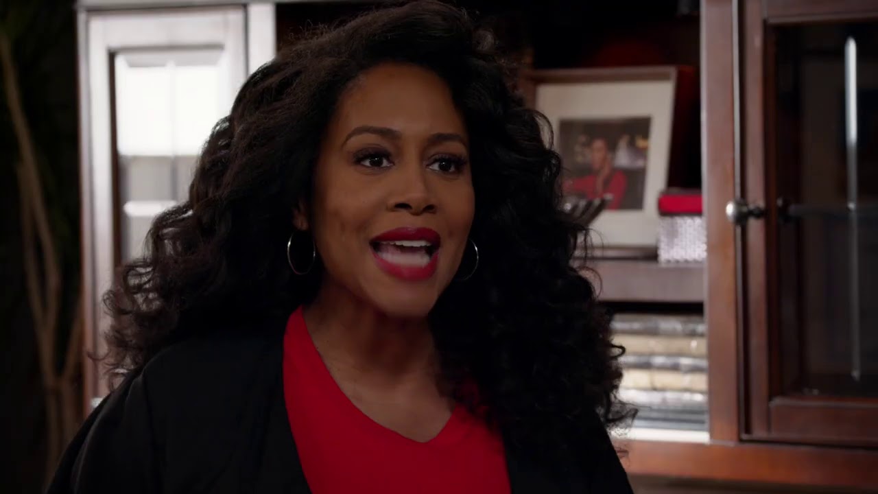 'All Rise' 2x01 &mdash; Mark and Lola Sneak Peek | TVLine