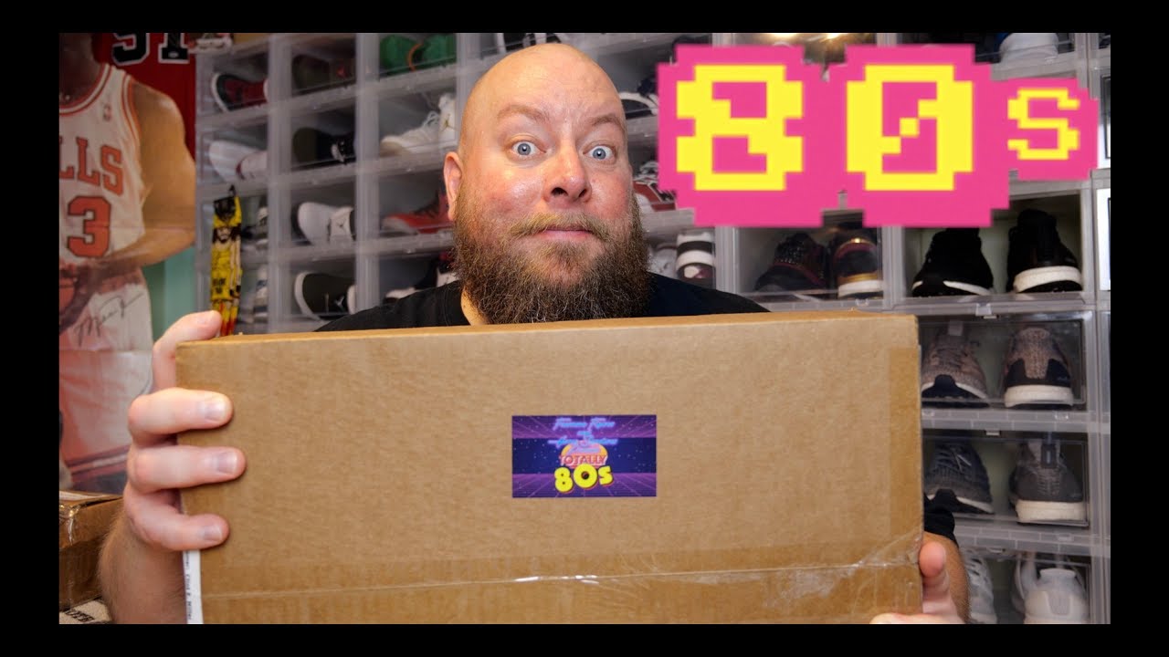 Unboxing the June 2019 Fearsome Figures Totally 80s Mystery Box + Autographed Funko Pop & More