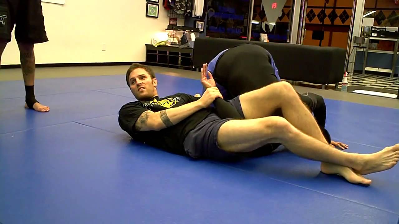 Mixed Martial Arts Gym in Los Angeles|Rubber Guard Omoplata|