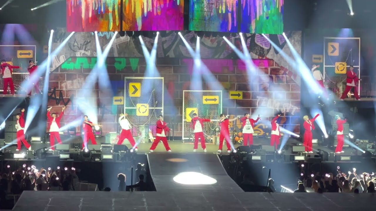 [FANCAM] 8-21-22 Seventeen - Be The Sun World Tour (Houston) - Mansae