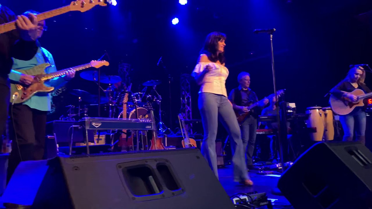Ronstadt Revival - Heat Wave 2-29-20 The Rose