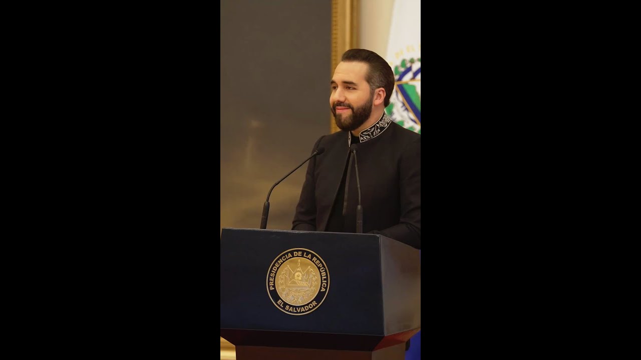 Una periodista pregunta sobre los derechos humanos