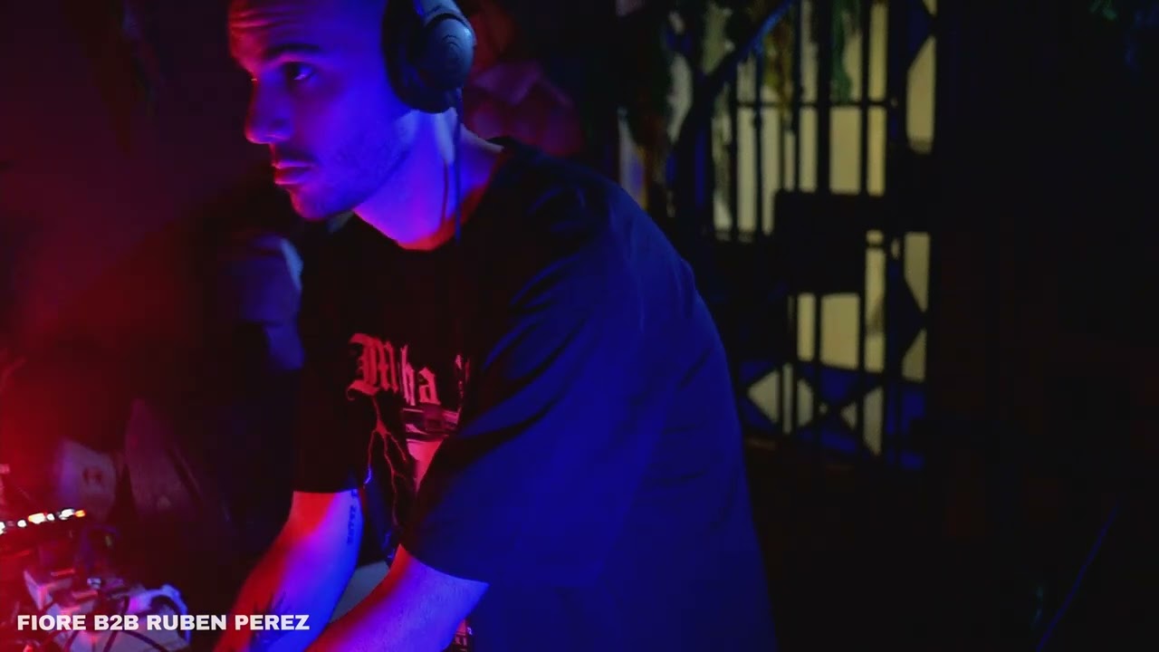FIORE (AR) B2B RUBEN PEREZ LA BIBLIOTECA EL BLOQUE