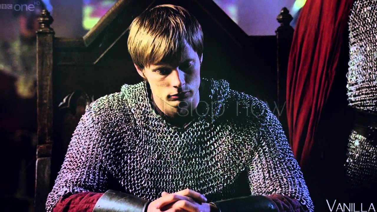 Arthur/Merlin - {Looked up at the sky, saw the sun}