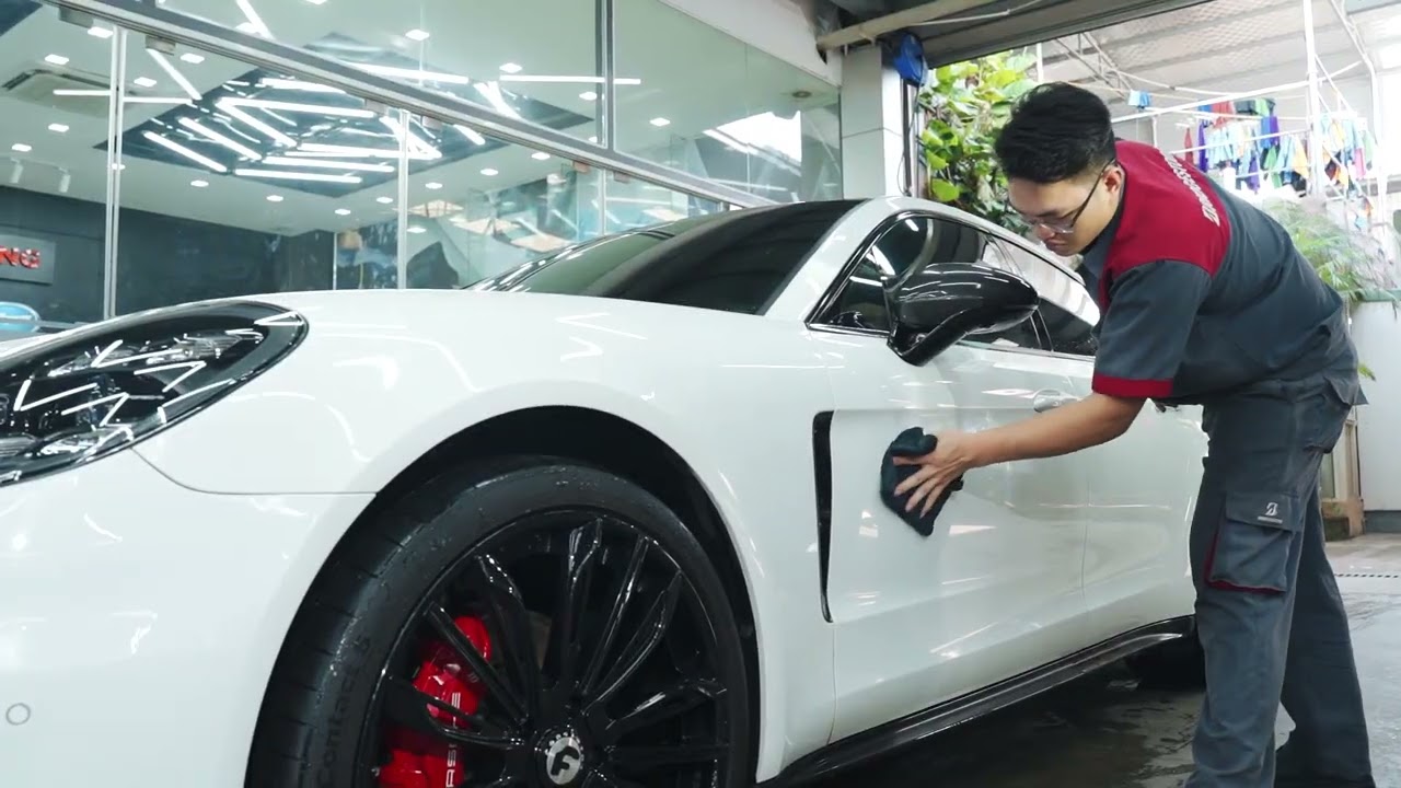 Quy tr&igrave;nh rửa xe Pro chuy&ecirc;n nghiệp tại ATOM